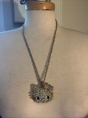 Crystal Hello Kitty Pendant Necklace in Silver and Pink